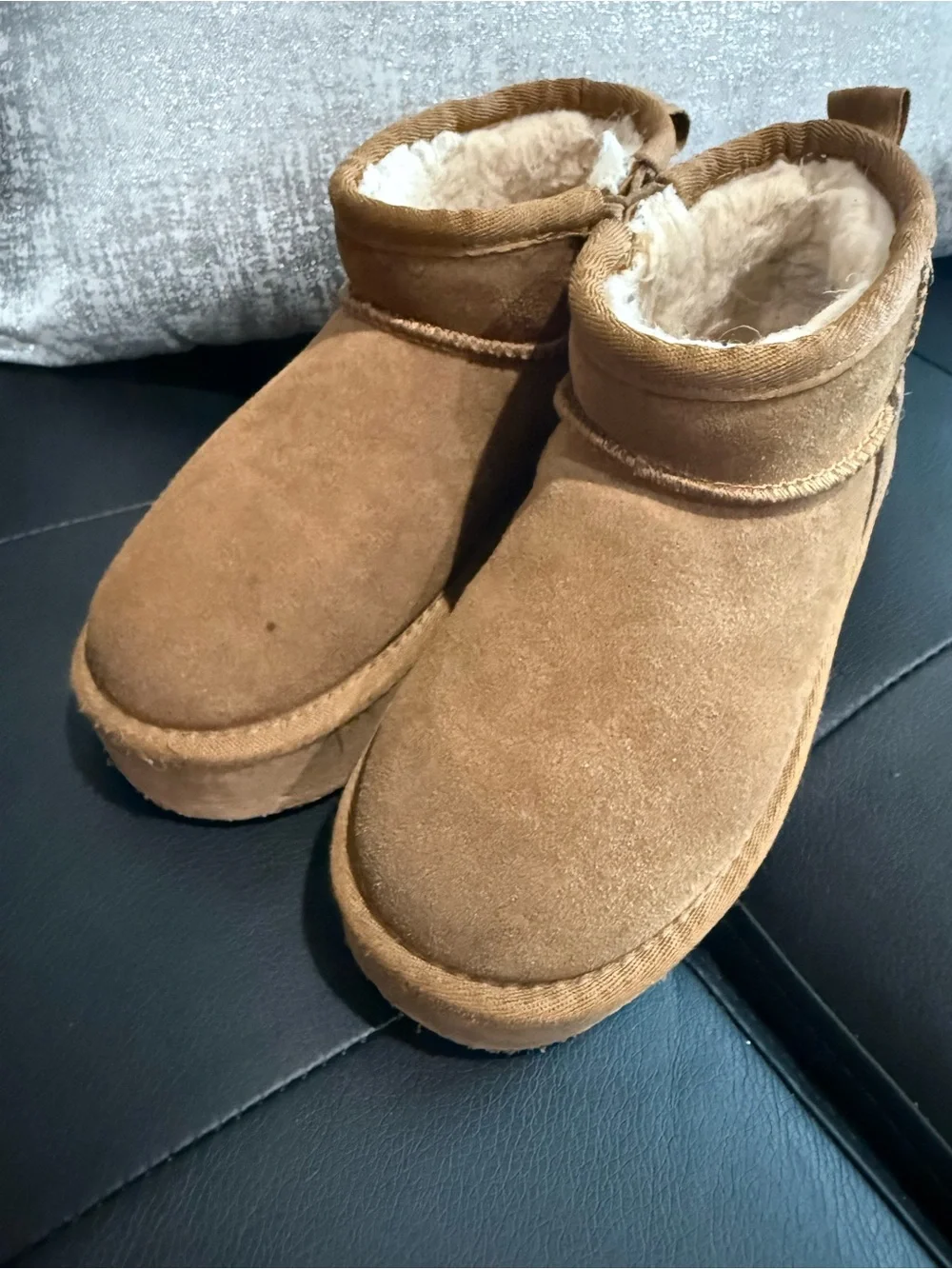 BearPaw Kids Chestnut Suede Plush-Lined Slip-On Booties size 12 youth